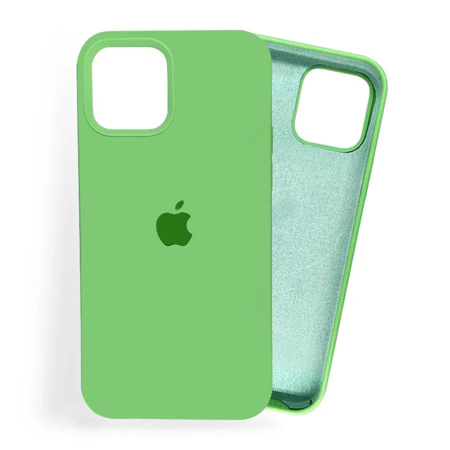 Silicone case iPhone 15 Pro zelena