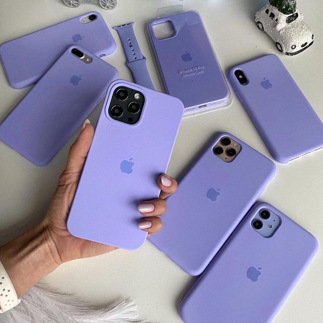 Silicone case iPhone 15 Pro lila