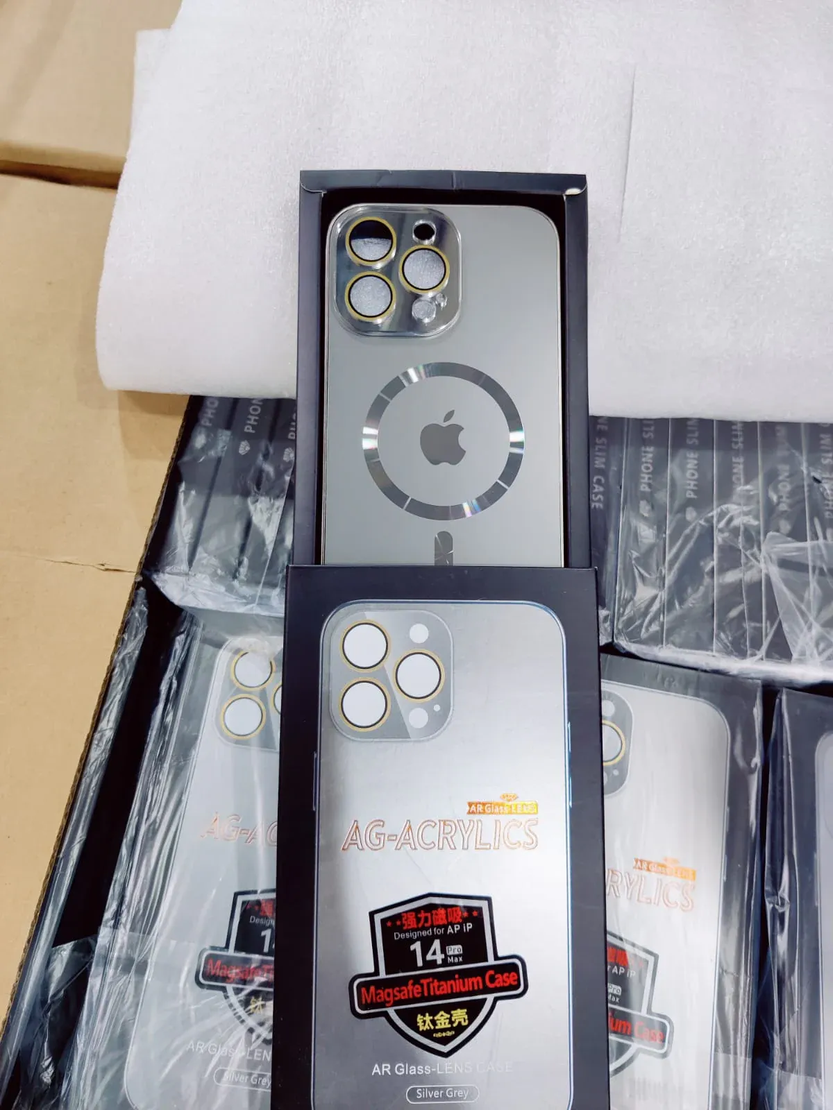Magsafe AG GLASS mat case iPhone 15 Pro Silver grey